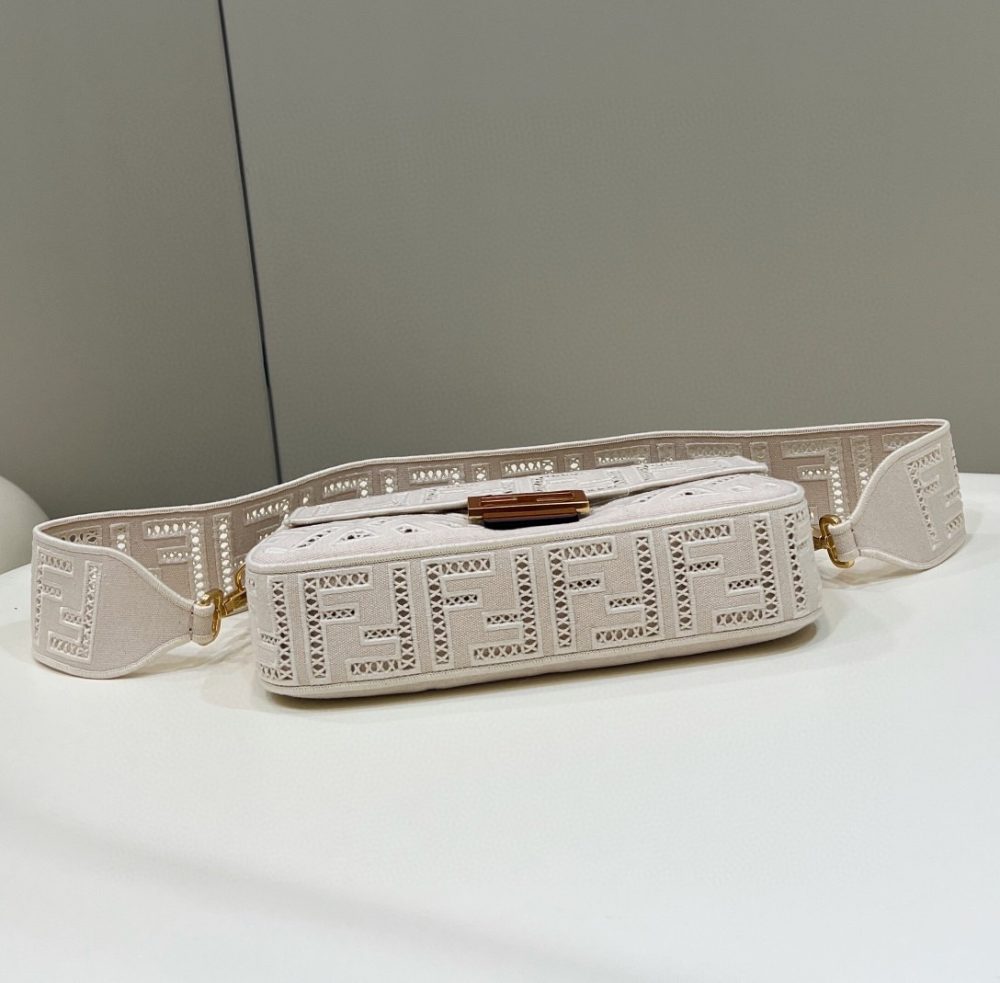 1:1 Replica Fendi Baguette White with Embroidery Medium Bag For Woman 28cm/11in - Image 5