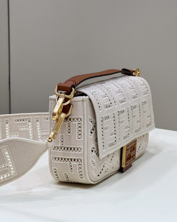 1:1 Replica Fendi Baguette White with Embroidery Medium Bag For Woman 28cm/11in