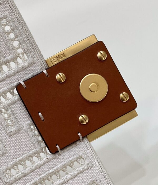 1:1 Replica Fendi Baguette White with Embroidery Small Bag For Woman 21cm/8in