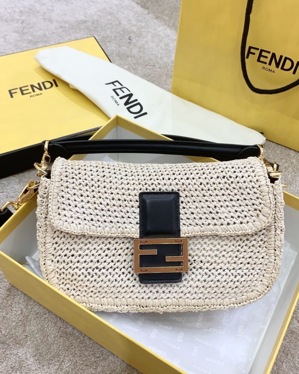 1:1 Replica Fendi Baguette Woven Straw Black For Women, Women's Handbags, Shoulder And Crossbody Bags 10.2in/26cm FF