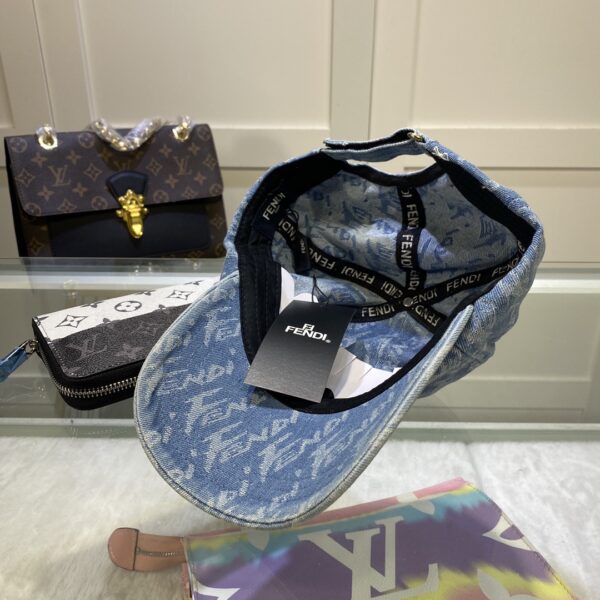Fendi Baseball Cap Blue Fendi Cap