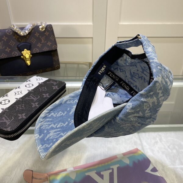 Fendi Baseball Cap Blue Fendi Cap