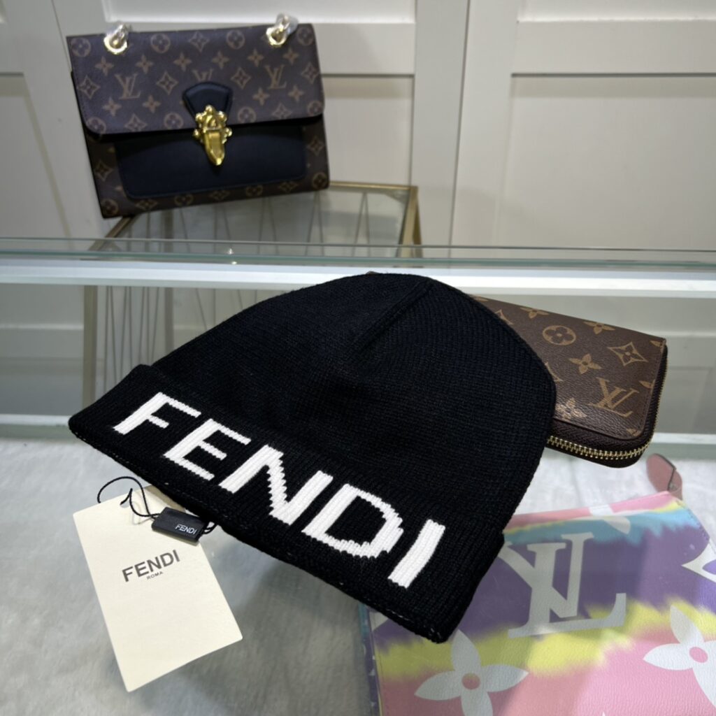 Fendi Beanie In Black - Image 4