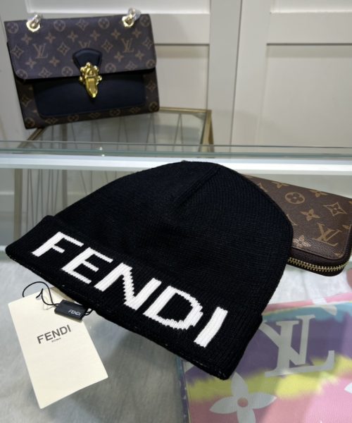 Fendi Beanie In Black