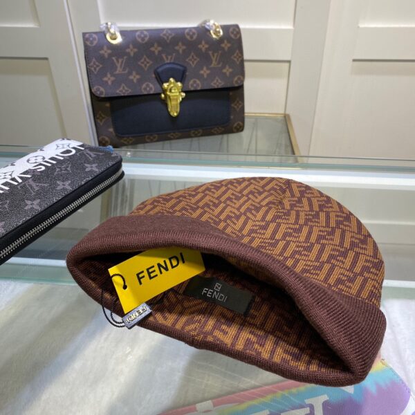 Fendi Beanie In Brown