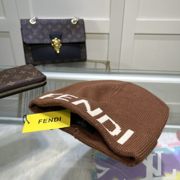 Fendi Beanie In Brown