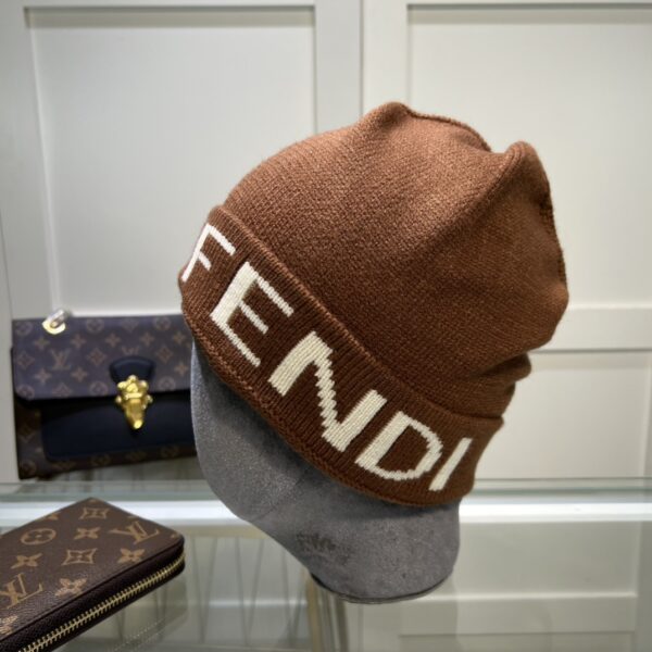 Fendi Beanie In Brown