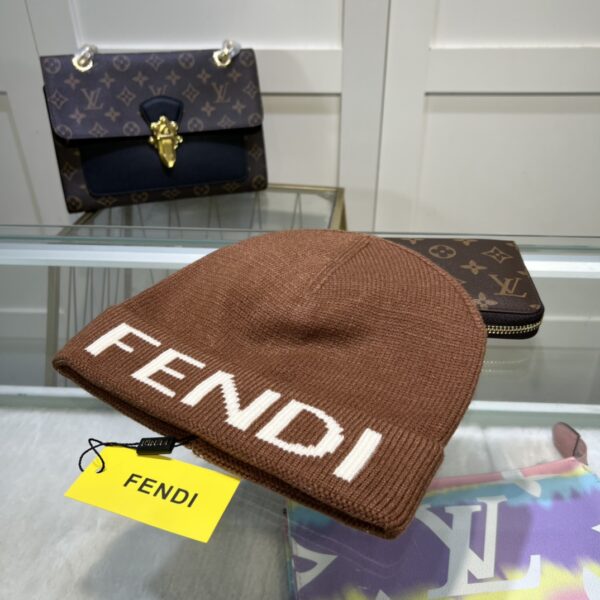 Fendi Beanie In Brown