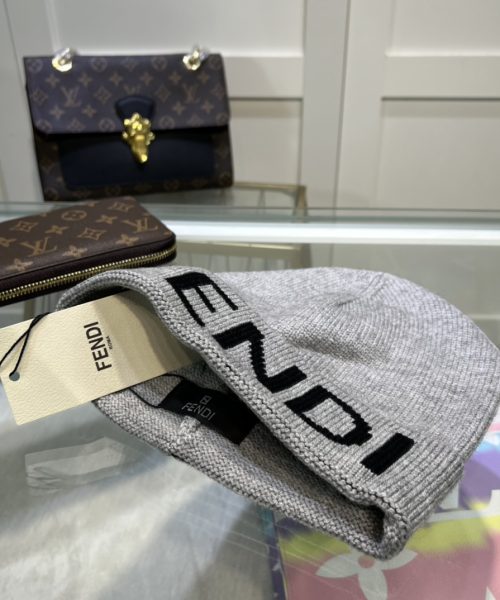 Fendi Beanie In Grey