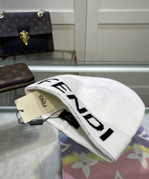 Fendi Beanie In White