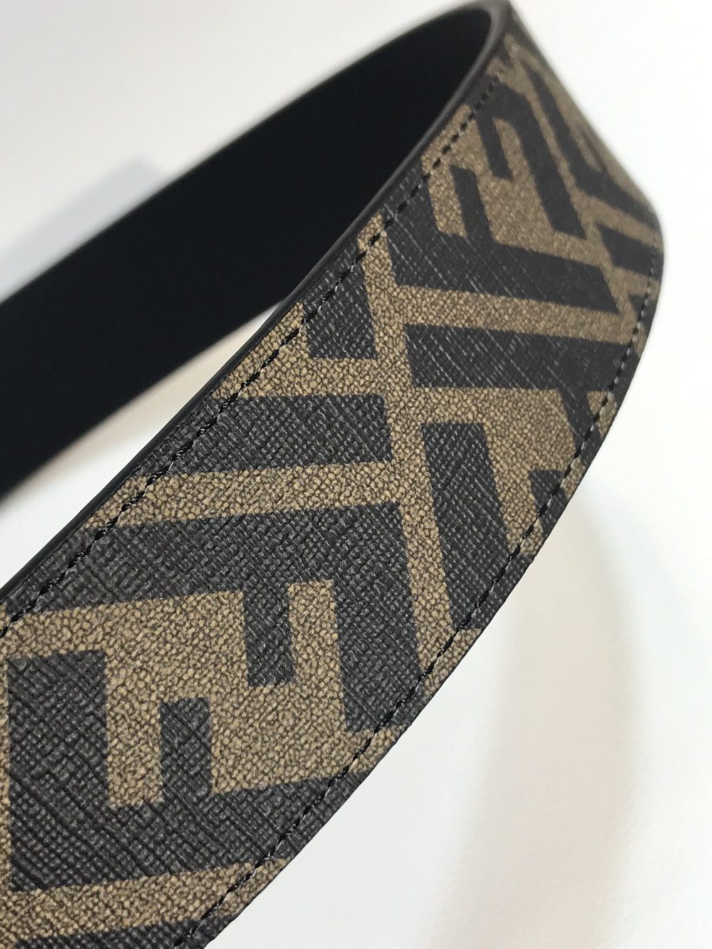 1:1 Replica Fendi Belt Black FF, Women Belt 7C0432AH8YF1FMW - Image 4