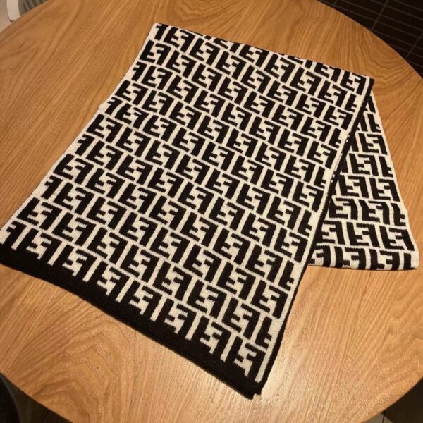 Fendi Black Wool And Silk Scarf 180cm/71in FXS424A3Q1F0QA1