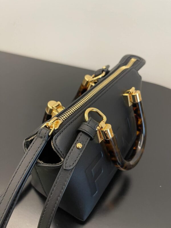 1:1 Replica Fendi By The Way Black Mini Bag For Woman 17cm/6.5in