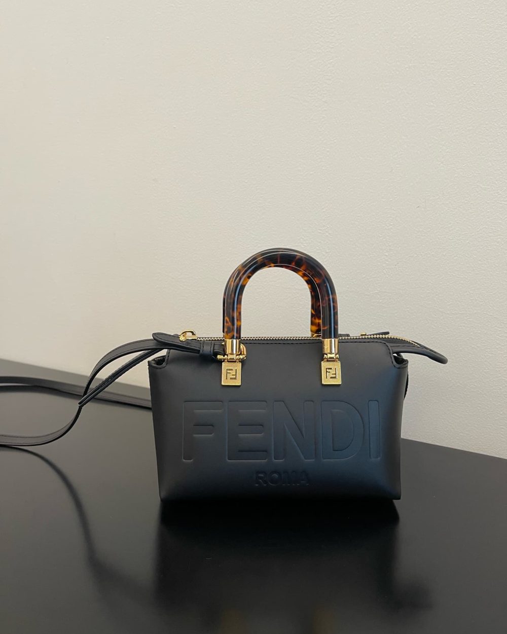 1:1 Replica Fendi By The Way Black Mini Bag For Woman 17cm/6.5in