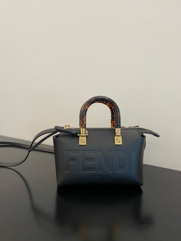 1:1 Replica Fendi By The Way Black Mini Bag For Woman 17cm/6.5in