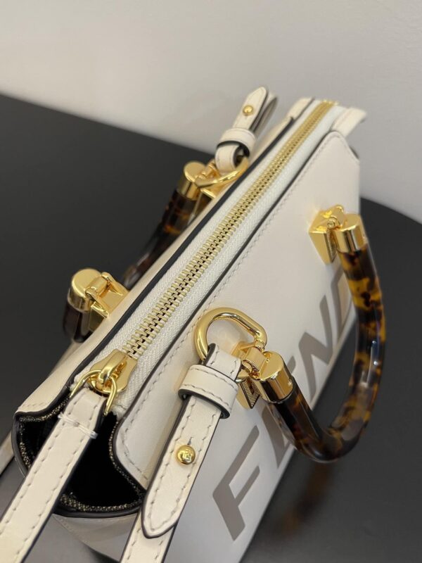1:1 Replica Fendi By The Way White Mini Bag For Woman 17cm/6.5in