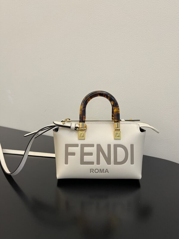 1:1 Replica Fendi By The Way White Mini Bag For Woman 17cm/6.5in