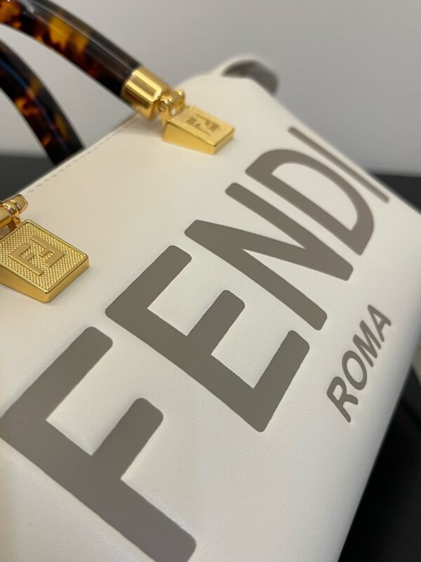 1:1 Replica Fendi By The Way White Mini Bag For Woman 17cm/6.5in