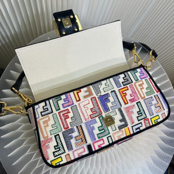 1:1 Replica Fendi Canvas Bag With Ff Embroidery Multicolor For Women 18cm / 7.1in