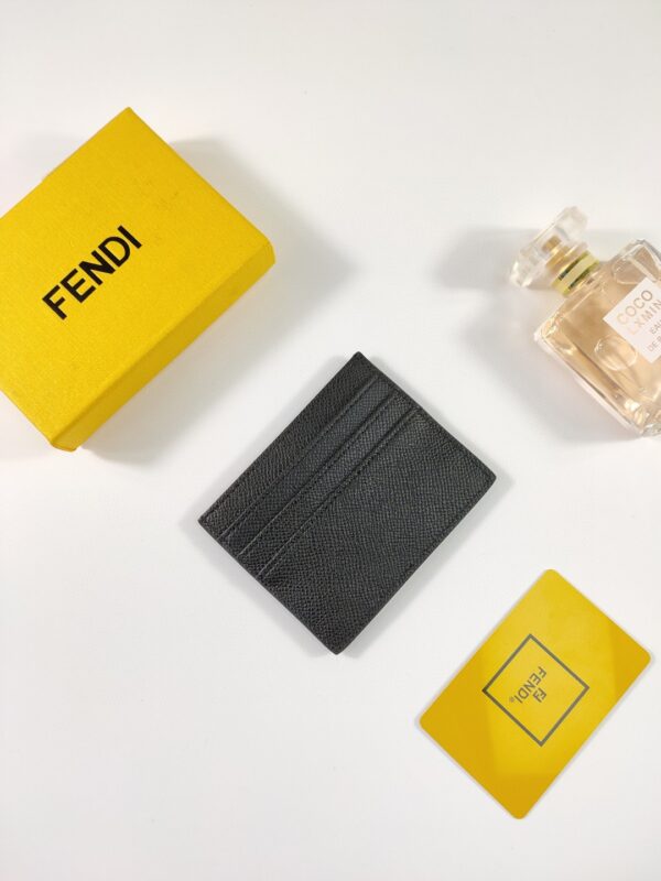 Fendi Card Case Flat black For Men 4in/10cm FF 8M0445A18BF0KUR