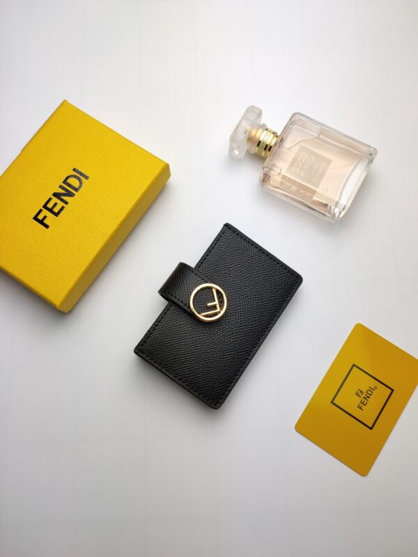Fendi Card Holder Black With Black Gusseted Card Holder For Women 4in/10cm FF 8M0301A18BF0KUR