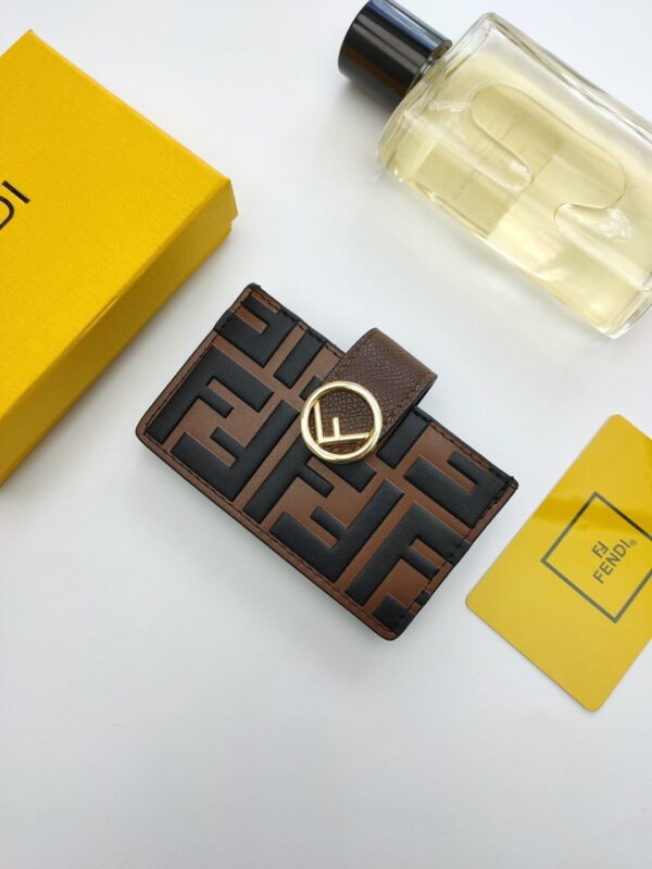 Fendi Card Holder Brown With Brown Gusseted Card Holder For Men 4in/10cm FF 8M0301AAFMF13VK