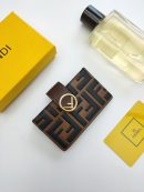 1:1 Replica Fendi Card Holder Brown With Brown Gusseted Card Holder For Men 4in/10cm FF 8M0301AAFMF13VK