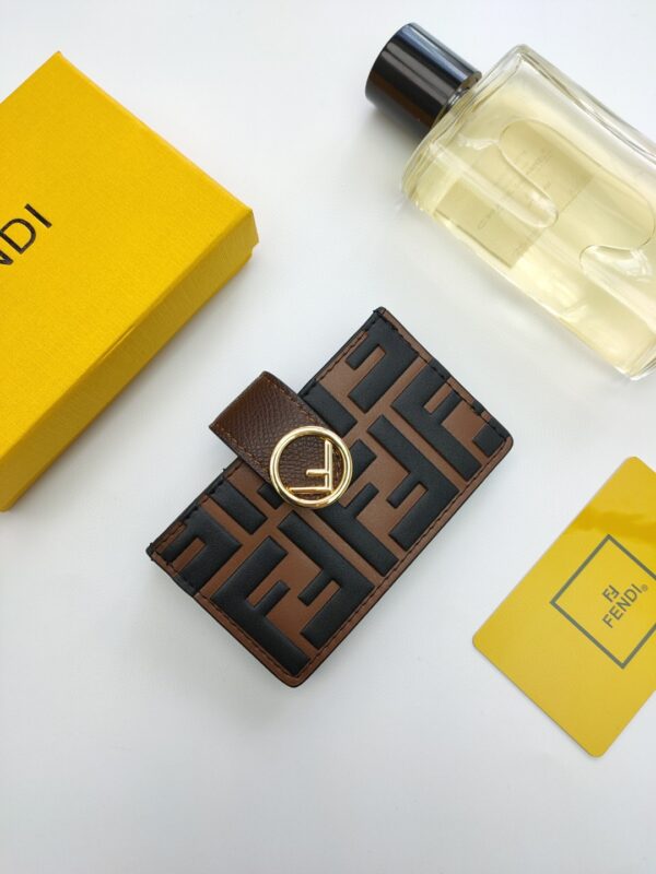 Fendi Card Holder Brown With Brown Gusseted Card Holder For Men 4in/10cm FF 8M0301AAFMF13VK