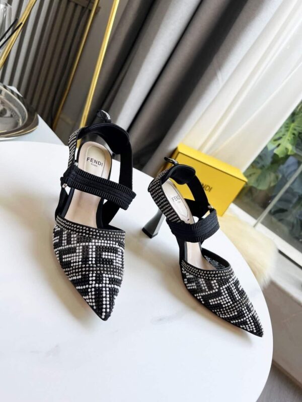 Fendi Colibri Black For Women FF