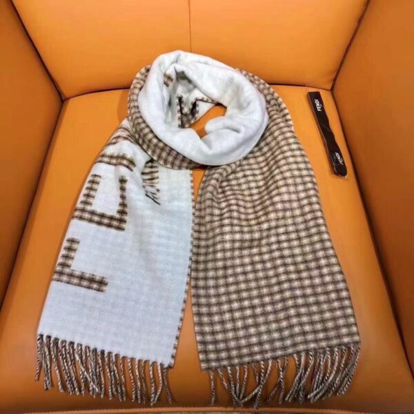 Fendi Cream Wool and Cashmere Scarf 180cm/71in FXT334AHR1F0QF7