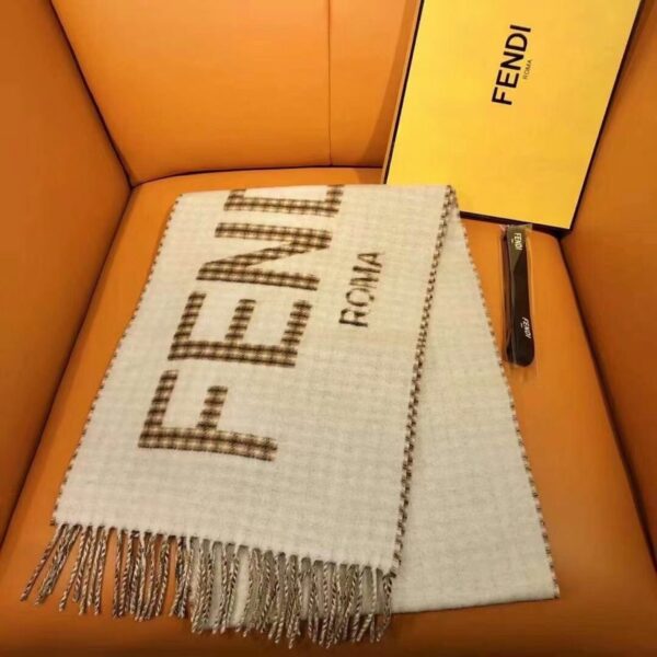 Fendi Cream Wool and Cashmere Scarf 180cm/71in FXT334AHR1F0QF7