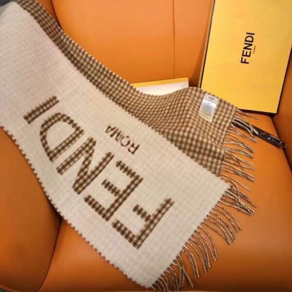 Fendi Cream Wool and Cashmere Scarf 180cm/71in FXT334AHR1F0QF7