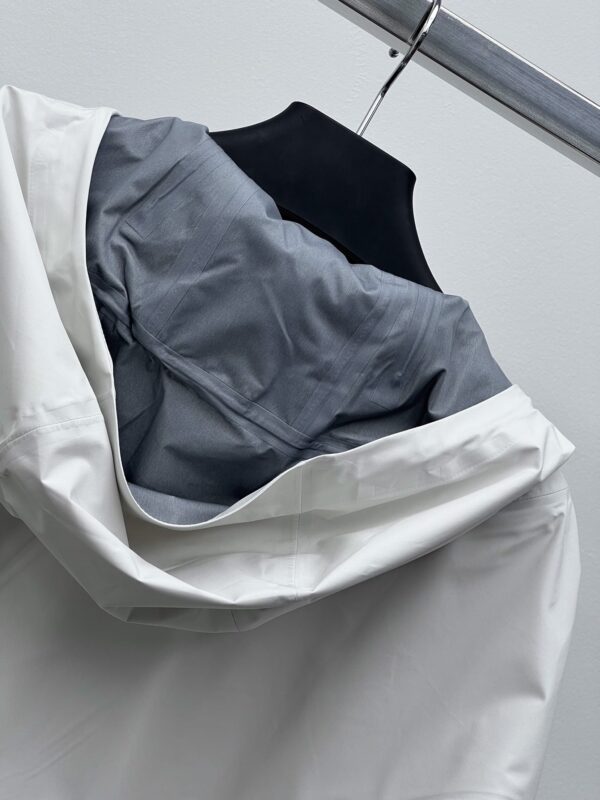Fendi Descente Jacket Grey For Women