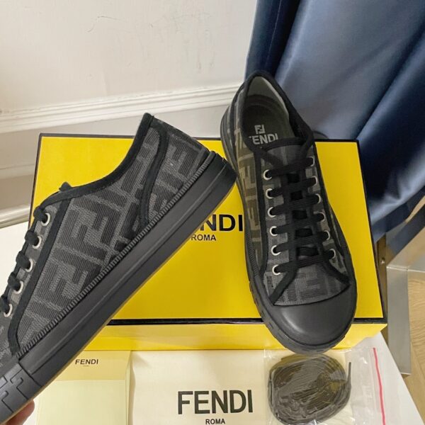 Fendi Domino Black FF Fabric Low-Tops For Women