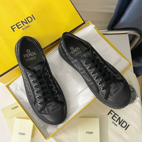 Fendi Domino Black FF Fabric Low-Tops For Women