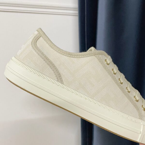 Fendi Domino White FF Fabric Low-Tops For Women 8E8325AJZXF1GQF