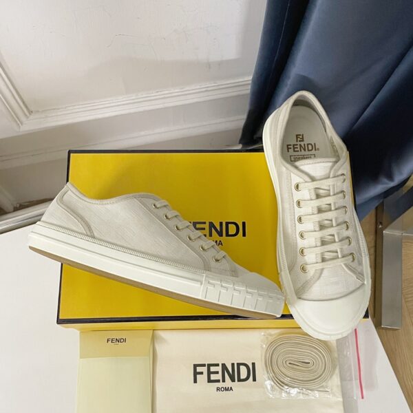 Fendi Domino White FF Fabric Low-Tops For Women 8E8325AJZXF1GQF