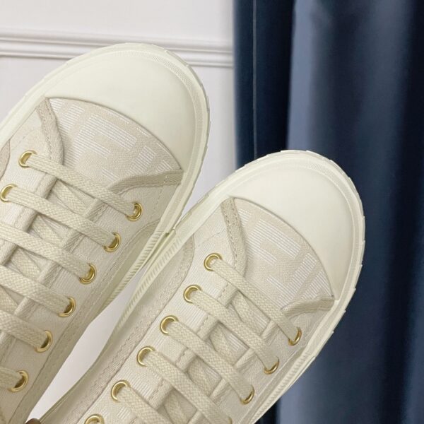 Fendi Domino White FF Fabric Low-Tops For Women 8E8325AJZXF1GQF