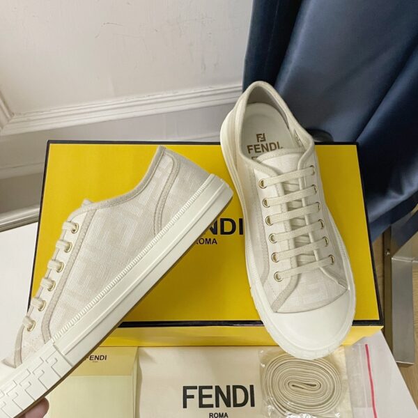 Fendi Domino White FF Fabric Low-Tops For Women 8E8325AJZXF1GQF