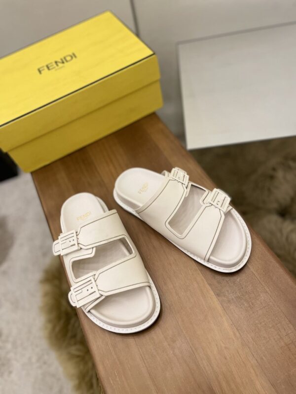 Fendi Feel Slides White For Women