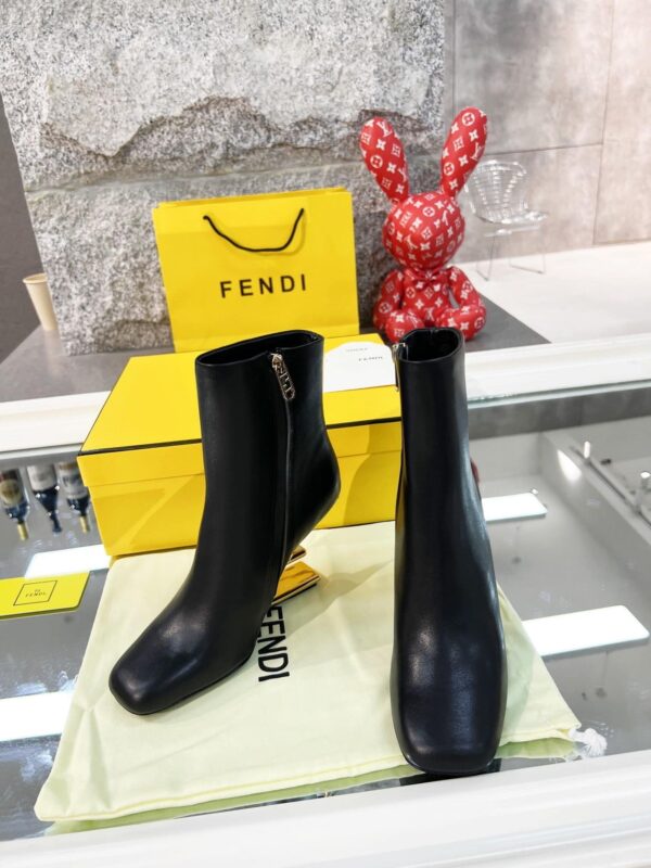 Fendi First Black For Women FF 8T8230NBAF0QA1