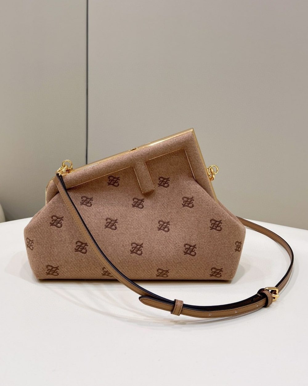 1:1 Replica Fendi First Small Brown Bag For Woman 26cm/10in