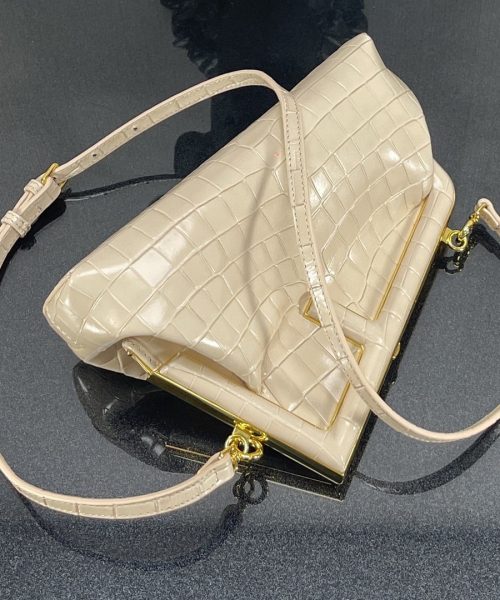 1:1 Replica Fendi First Small White Crocodile Bag For Woman 26cm/10in