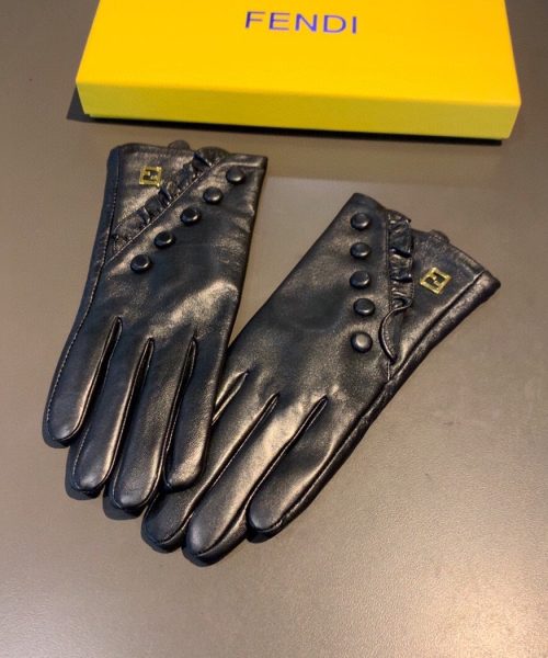 Fendi Gloves In Black