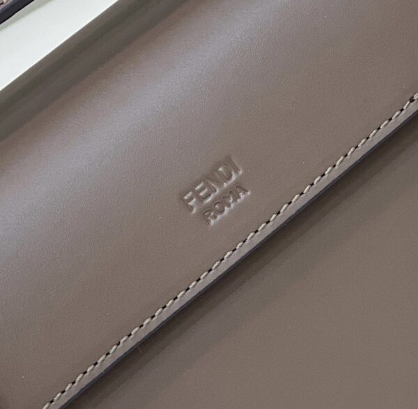 1:1 Replica Fendi Kan I F Small Brown Bag For Woman 15cm/5.5in 8BT286A651F13VK