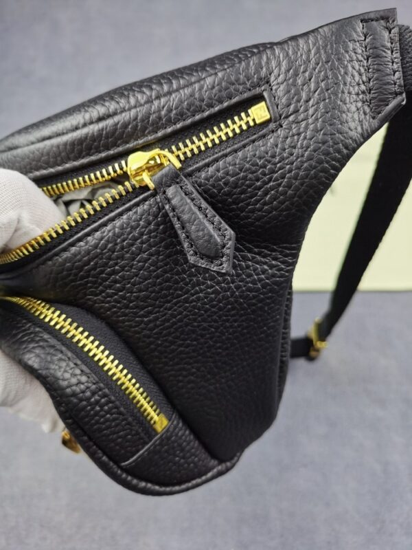 1:1 Replica Fendi Little Monster Belt Bag Black For Men, Men's Bag 7.9in/20cm FF