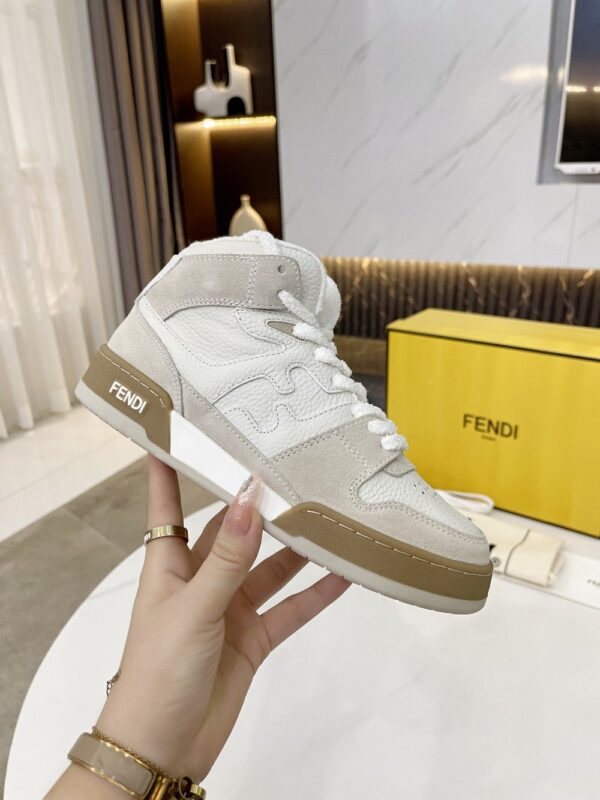Fendi Low Tops In White For Women