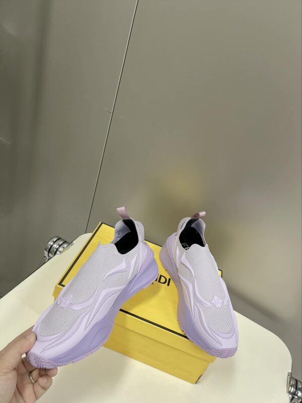 Fendi Low Trainers Sneakers Violet For Women