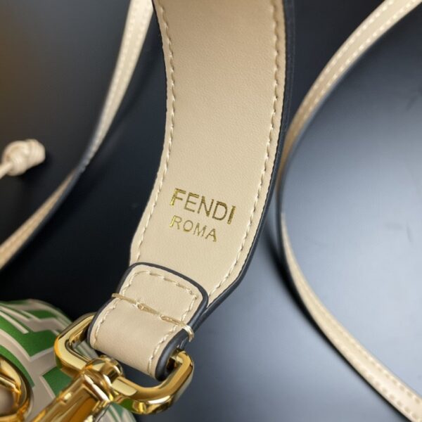 1:1 Replica Fendi Mon Tresor Green Mini Bag For Woman 18cm/7in