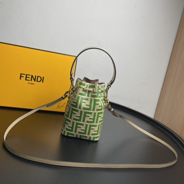1:1 Replica Fendi Mon Tresor Green Mini Bag For Woman 18cm/7in